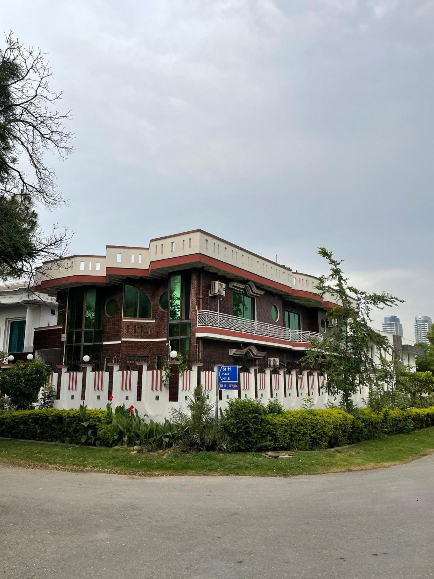 Executive Galaxy Guest House Islamabad Extérieur photo