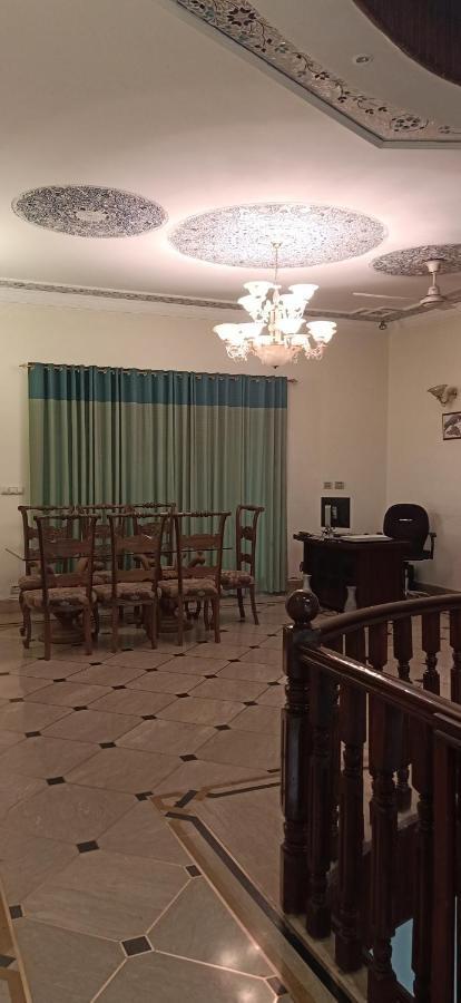 Executive Galaxy Guest House Islamabad Extérieur photo